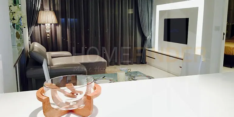 185 Rajadamri 70 sqm 1 bed 75,000 (2)