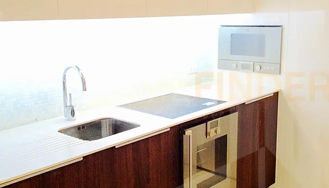 185 Rajadamri 70 sqm 1 bed 75,000 (3)