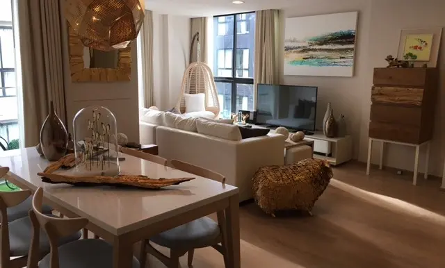 3 BR Apartment Living