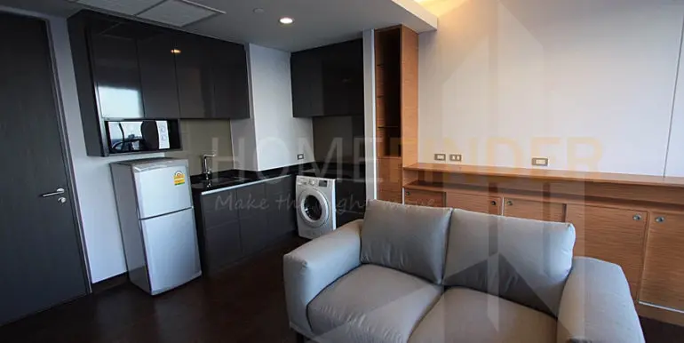 The lumpini 24 38 Sqm. 1 bed 1 bath 35K 8.8 Mb. East view (11)