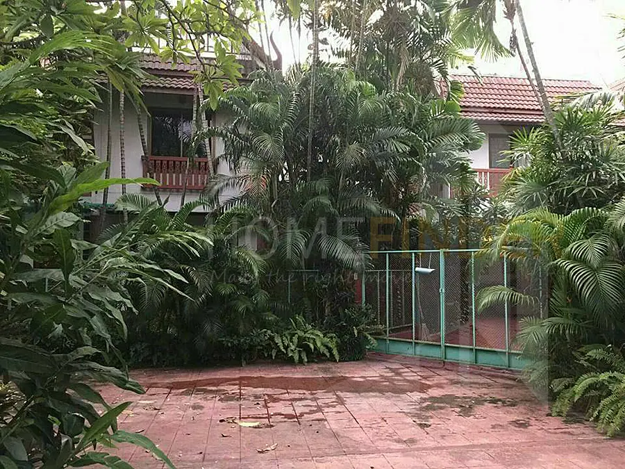 Land & House for sale Chong Nongsi Area House For Sale Bangkok Home