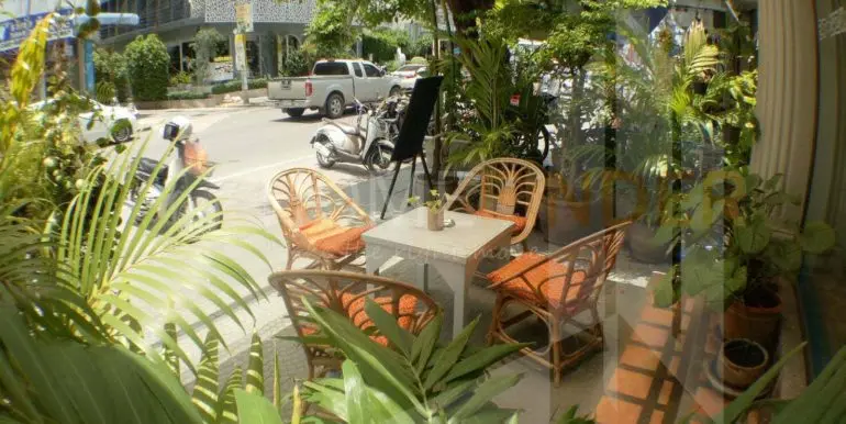 restaurant 50sqm 25k (08)