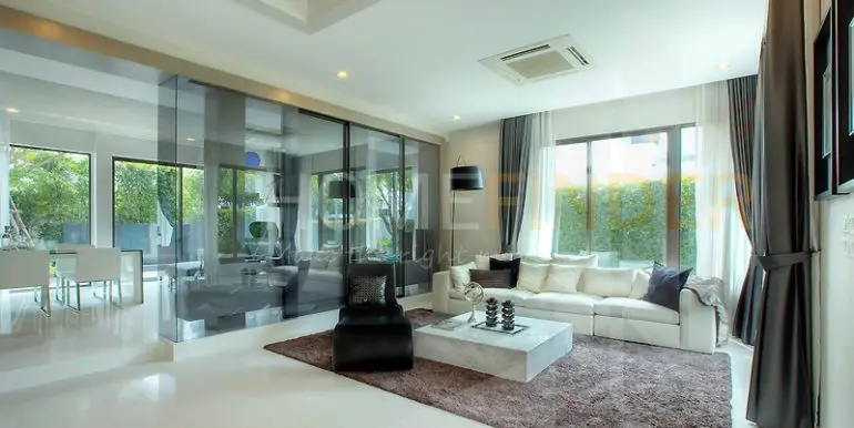 Laddawan Rattanathibet 4b 4b 450sqm 50mb (2)