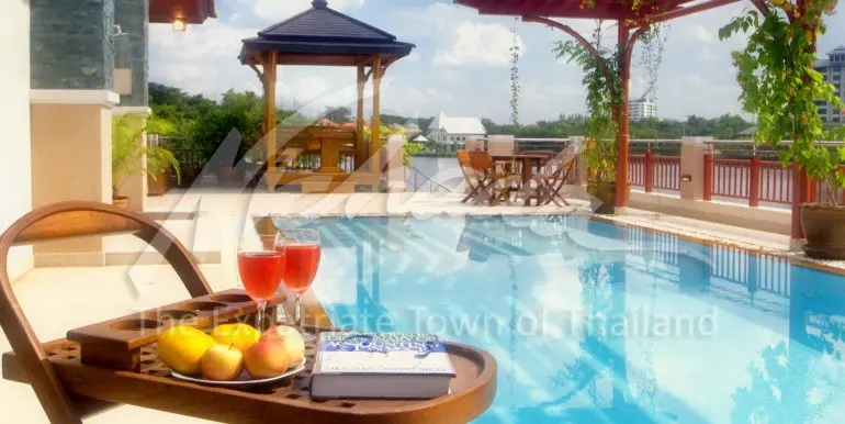 BAAN RIM LAKE_05