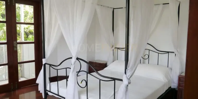 HouseEkkamaiPool600sqm-07
