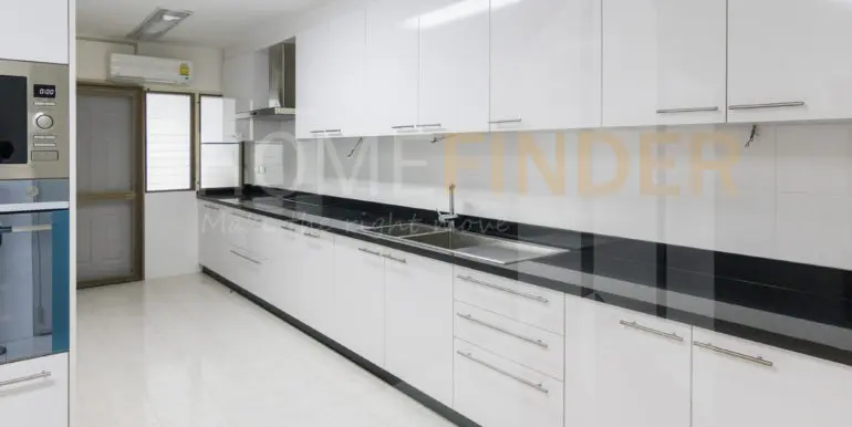 Bann Yen Arkard Condominium (2bed 245sq.m. 65k)-6