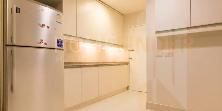 Bann Yen Arkard Condominium (3bed 228sq.m. 65k)-12