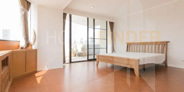 Bann Yen Arkard Condominium (3bed 228sq.m. 65k)-7
