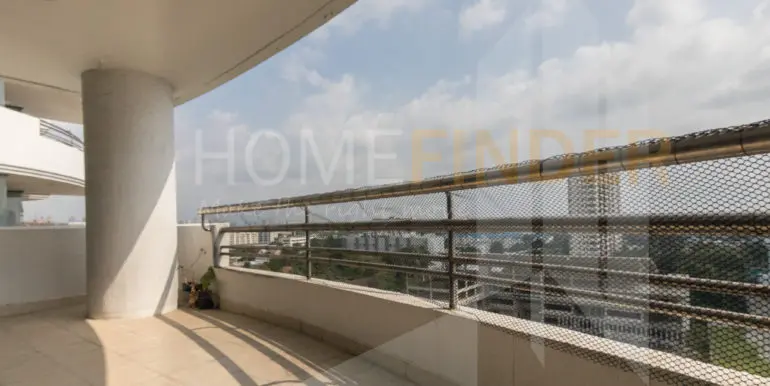 Bann Yen Arkard Condominium (3bed 245sq.m. 95k)-16