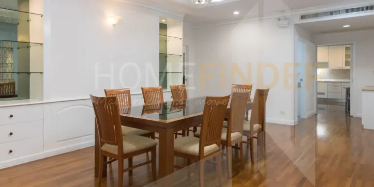 Bann Yen Arkard Condominium (3bed 245sq.m. 95k)-4
