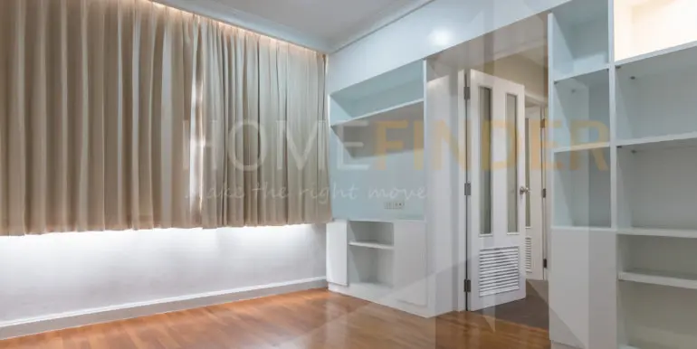 Bann Yen Arkard Condominium (3bed 245sq.m. 95k)-8