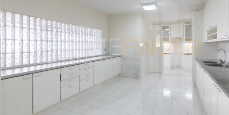 Bann Yen Arkard Condominium (4bed 483sq.m. 150k)-2
