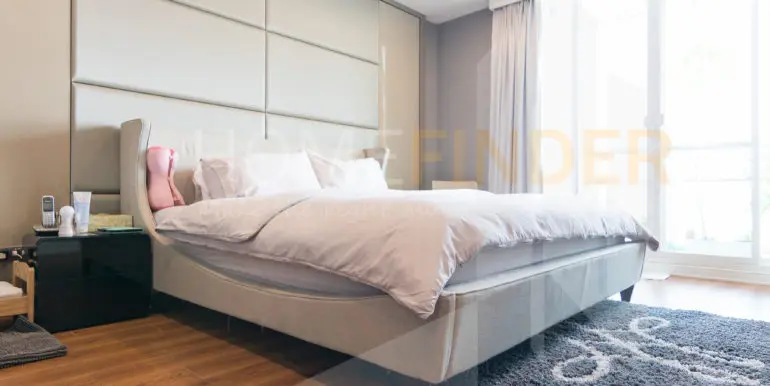 Eight Thonglor (2bed 210sqm 58mb)