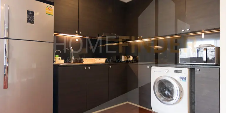 Ploenruedee Residence (1Bed 100sqm 65k)-19