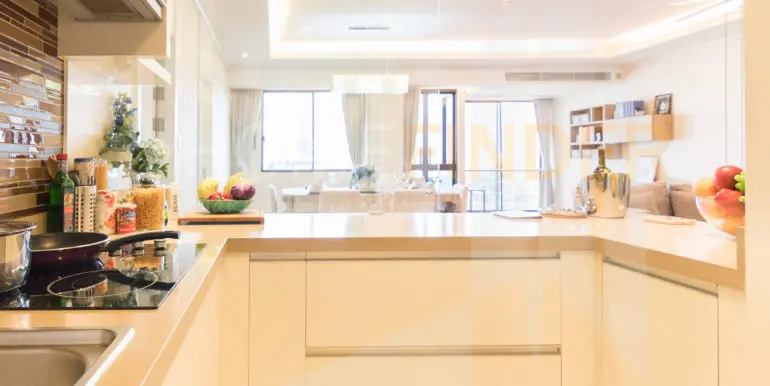 Ploenruedee Residence (2Bed 136sqm 75k)-14