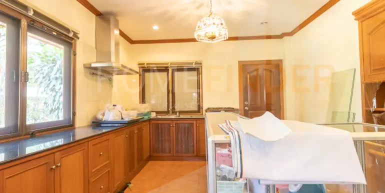 Lake Wood (3bed 347sqm 12mb)-35
