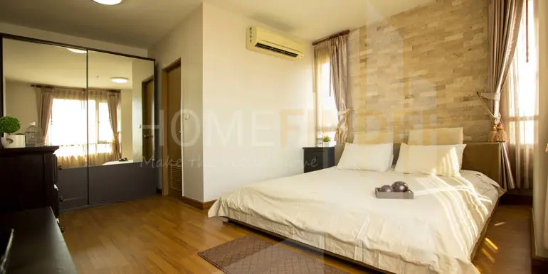 5Master bedroom1