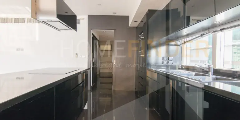 LeRafine 31 (3bed 376sqm 170k 65mb.)-8