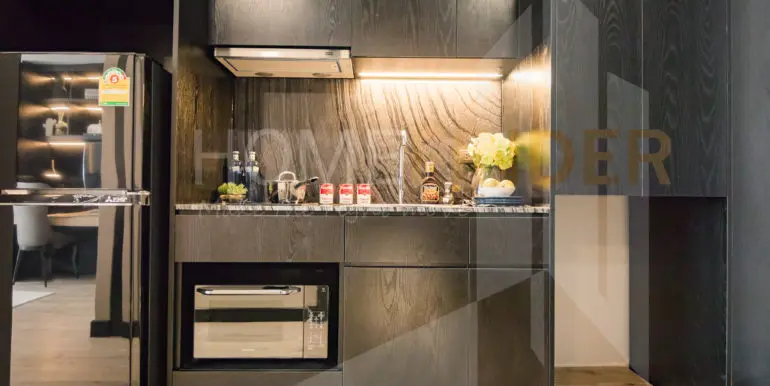 Silver Thonglor Aparments (Studio 33.25sqm 36k)-12