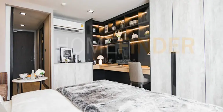 Silver Thonglor Aparments (Studio 33.25sqm 36k)-6