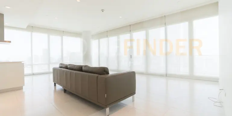 185 Rajadamri (2bed 194sqm 180k)