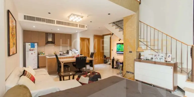 Emporio Place Condo 90sqm 25th floor 14.5mb5