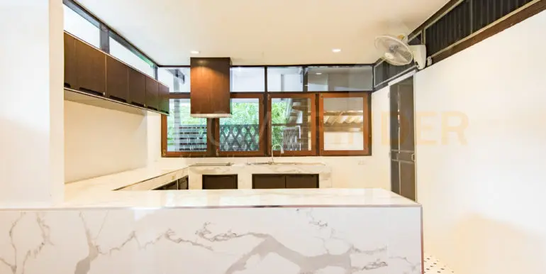House Thonglor 1 (4bed 500sqm 140k)-24