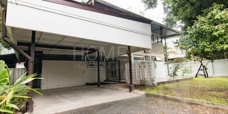 House Thonglor 1 (4bed 500sqm 140k)