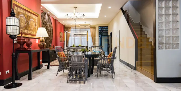House Thonglor 21 (4bed 500sqm 200k)