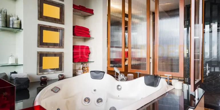 Royal Place 1 (2bed 150sqm 79k)-29