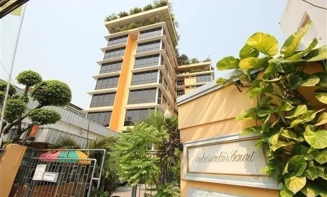 ambassador-s-court-condo-bangkok-57ac44596d275e067a0000a0_full