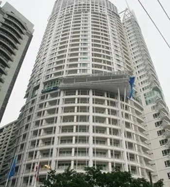 baan-rajprasong-condo-bangkok-5a0d183ba12eda068200262b_full