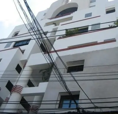 la-maison-ruamrudee-condo-bangkok-58ff106c6d275e01a3006559_full
