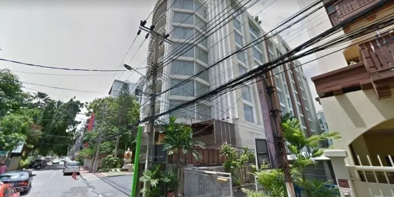 lohas-residences-sukhumvit-condo-khlong-toei-5a94e254a12eda1625004dde_full