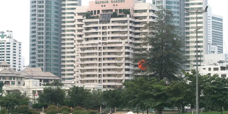 mayfair-garden-condo-bangkok-5757d7b06d275e7f95000044_full