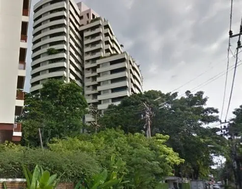 mayfair-garden-condo-bangkok-5a177e52a12eda67b4000129_full