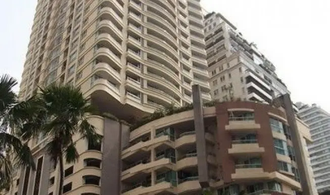newton-tower-condo-bangkok-58e73aab6d275e2307000133_full
