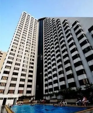 omni-tower-sukhumvit-nana-condo-bangkok-5948f5086d275e23820013f5_full