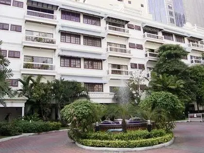 piya-place-condo-bangkok-5a16461aa12eda1099001f97_full