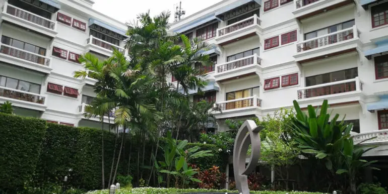 piya-place-condo-bangkok-5a16461fa12eda10cc001572_full