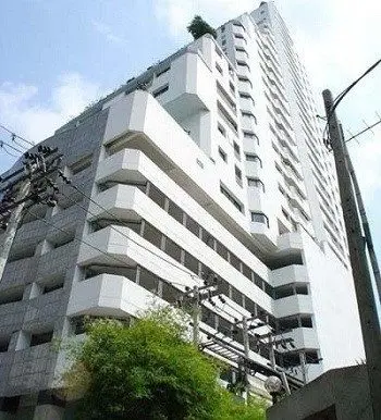 sukhumvit-park-condo-bangkok-5a03f79da12eda46c1006021_full