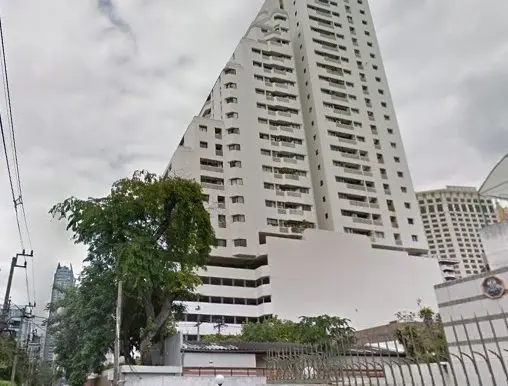sukhumvit-park-condo-bangkok-5a03f7f6a12eda46490073a8_full
