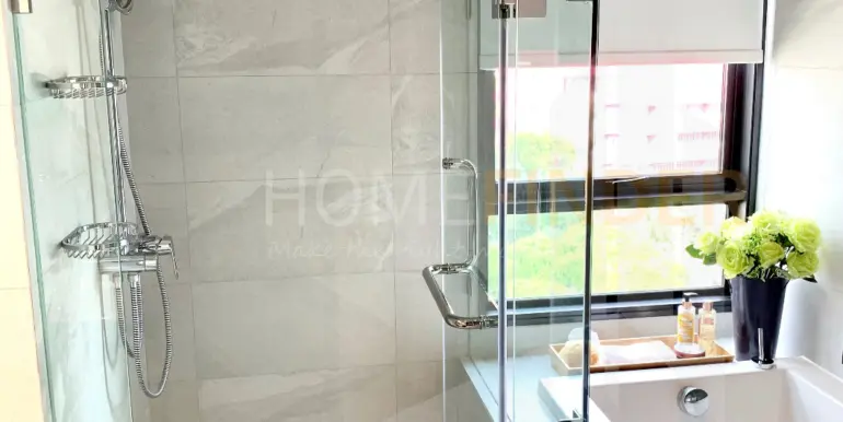 14_MB_Bathroom_3