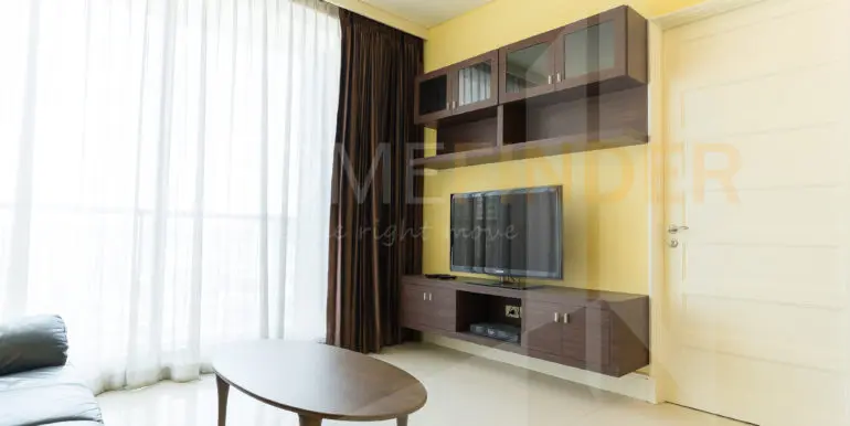 Aguston (1bed 7mb-)