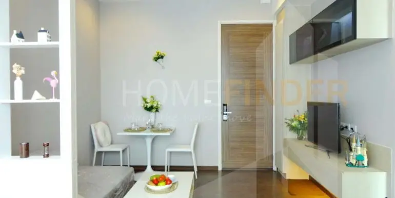 Q Asok 32 sq.m 38thF 24K 1