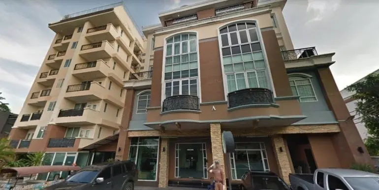 green-view-ekkamai-10-condo-bangkok-59ca18e6a12eda1aa20021cc_full