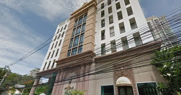 mona-suite-condo-bangkok-5a3b1e4da12eda6de600b867_full