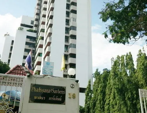 phatsana-garden-condo-bangkok-577b2ef96d275e3280000097_full