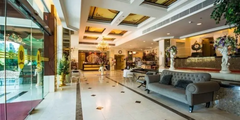 piyathip-place-condo-bangkok-56822f556d275e4cfc000000_full