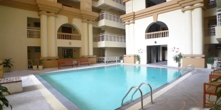 royal-castle-condo-bangkok-59e6ff71a12eda28ef000595_full